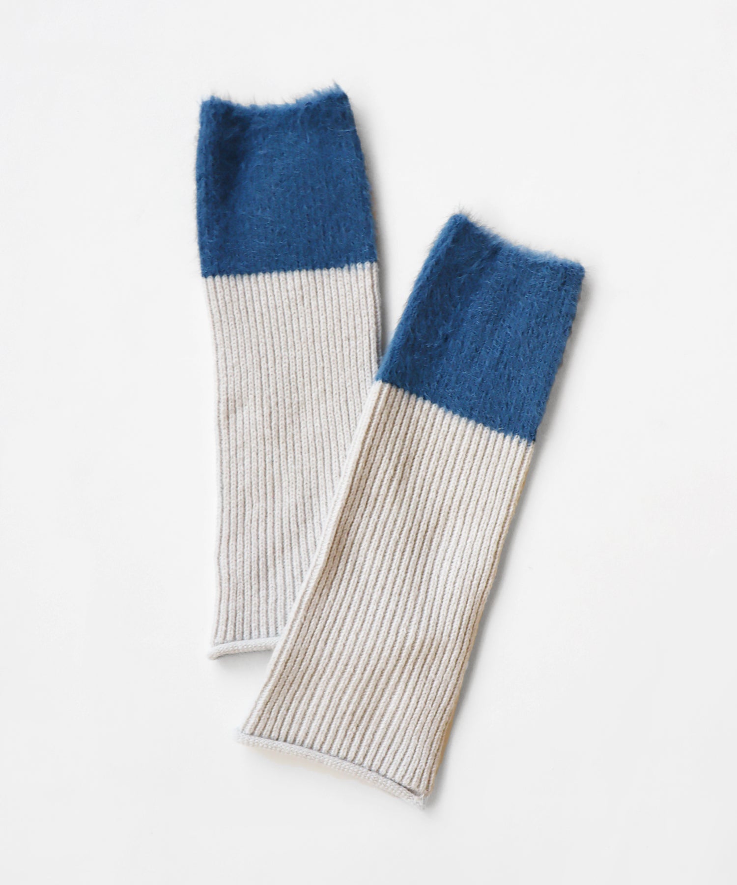 2WAY リブ&シャギー バイカラー アームウォーマー