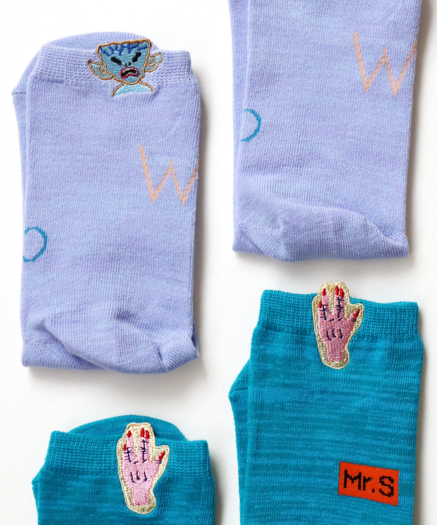 【2足組】宇宙式挨拶 刺繍ショートソックス