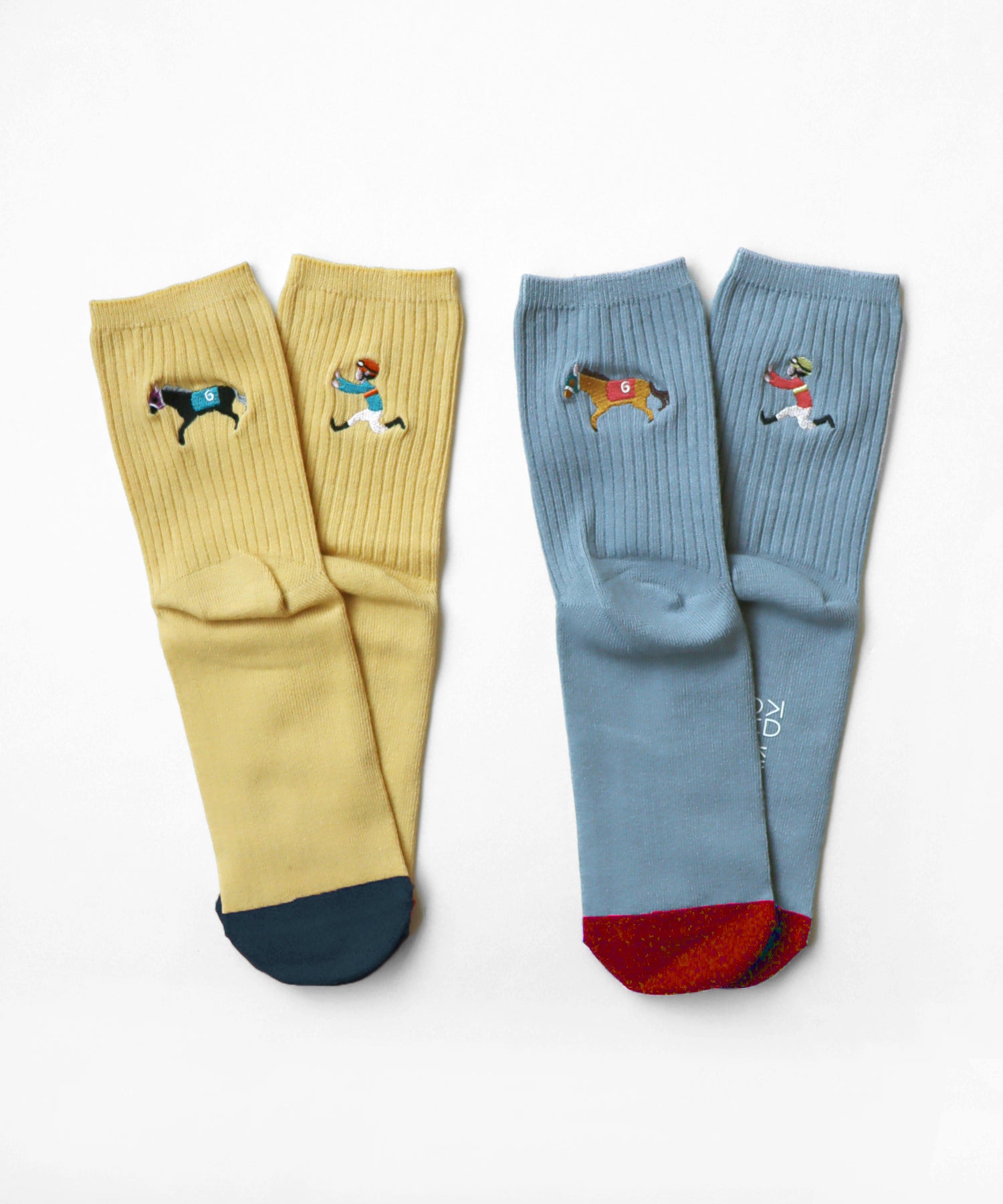 【2足組】置いて行かれてるやん 刺繍ショートソックス