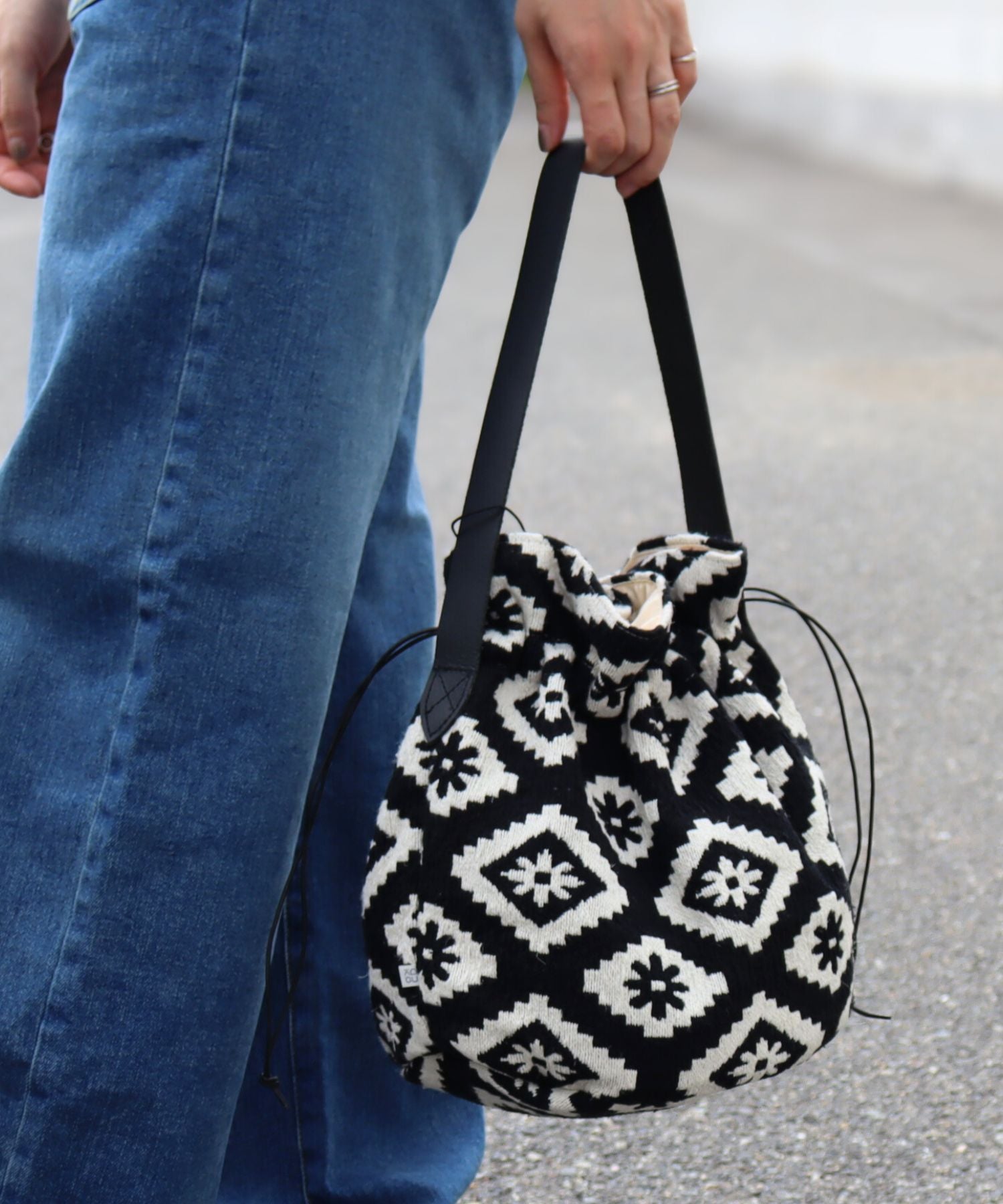 新柄追加! INDIA ジャガード 巾着バッグ