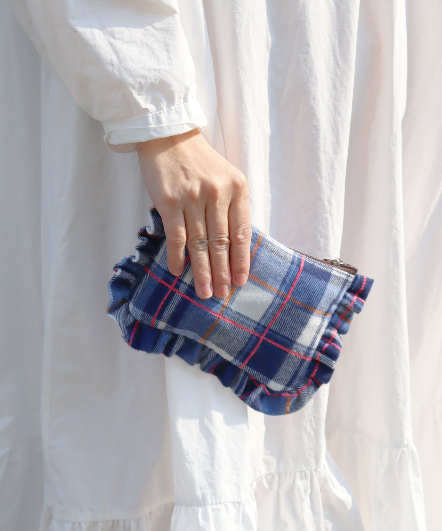 ネルチェック フリル ポーチ