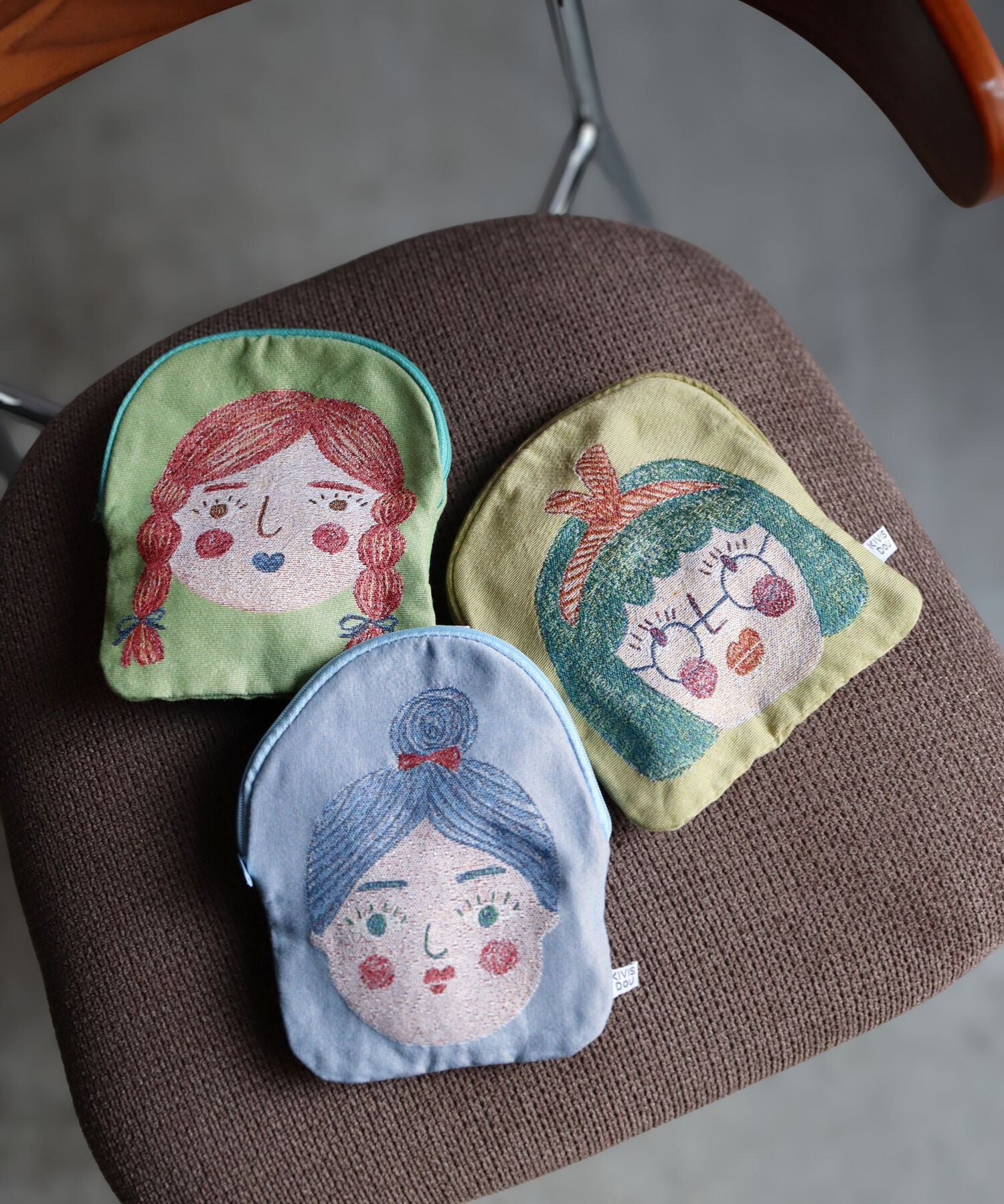 フレンズ ゴブラン織り ポーチ