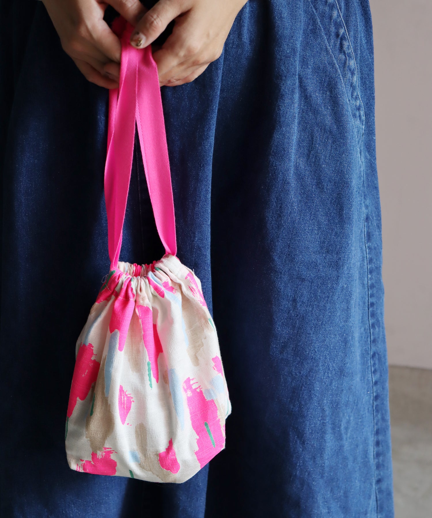 ネオンペイント 巾着