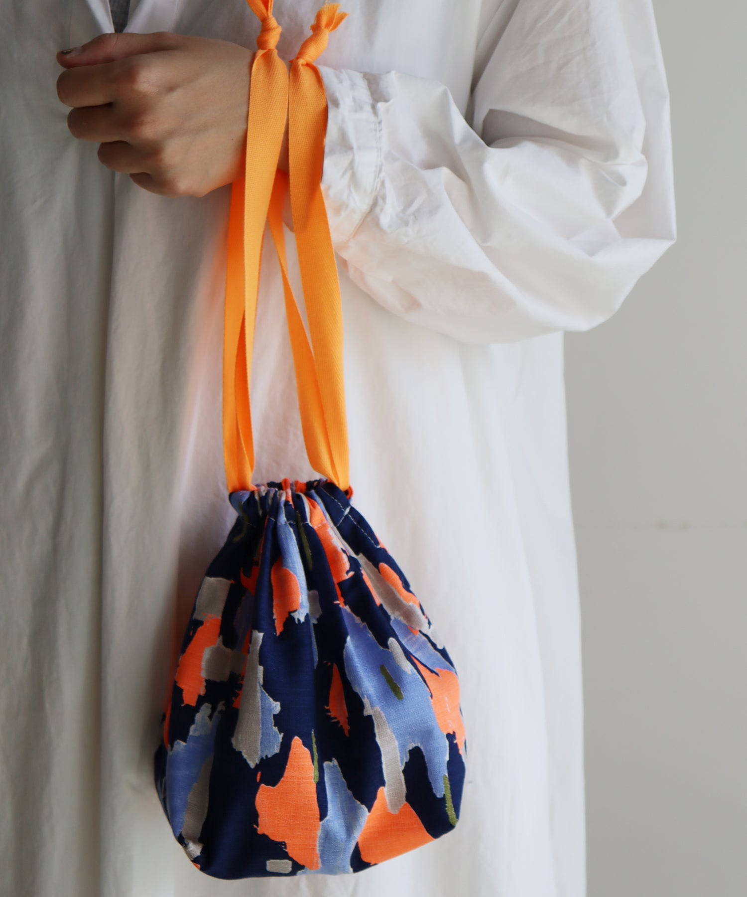 ネオンペイント 巾着