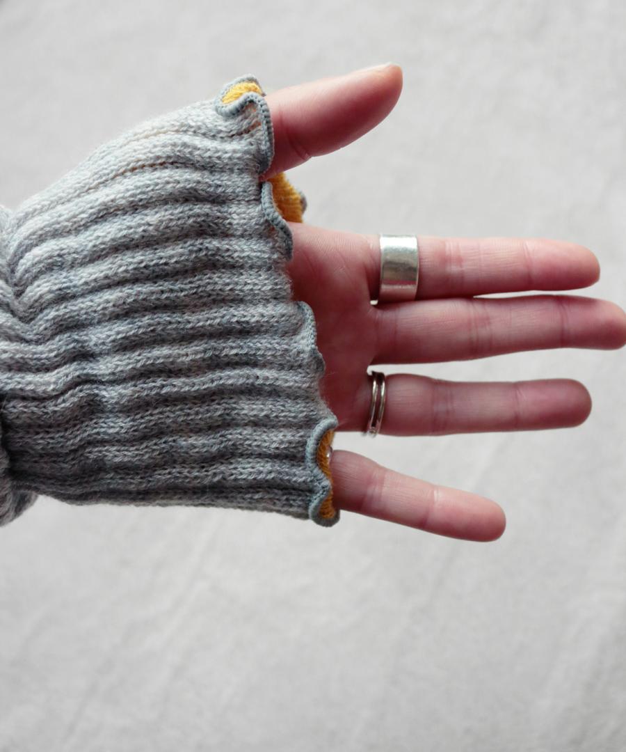 内側コットン 2WAYアームウォーマー＆レッグウォーマー (ショート丈)