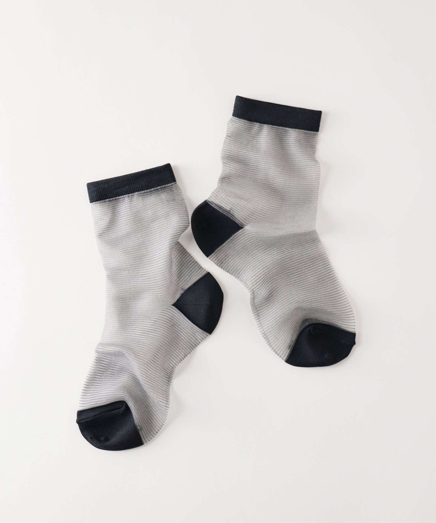 ブラック